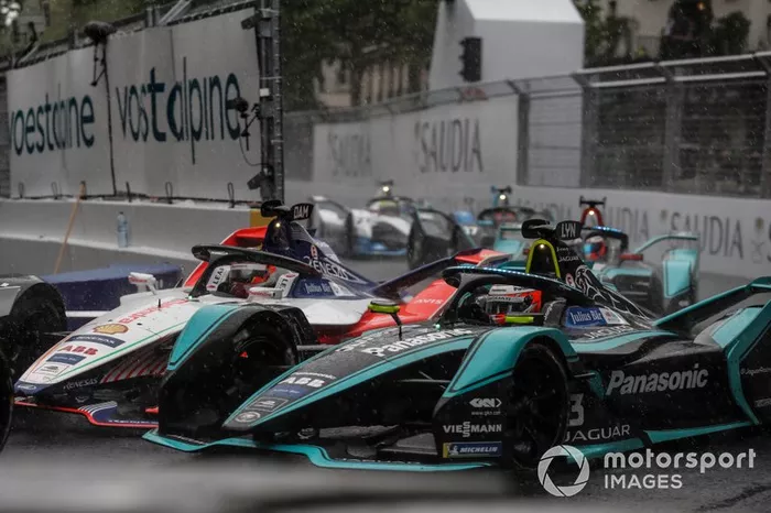 Jérôme d'Ambrosio, Mahindra Racing, M5 Electro, ruota a ruota con Alex Lynn, Panasonic Jaguar Racing, Jaguar I-Type 3 