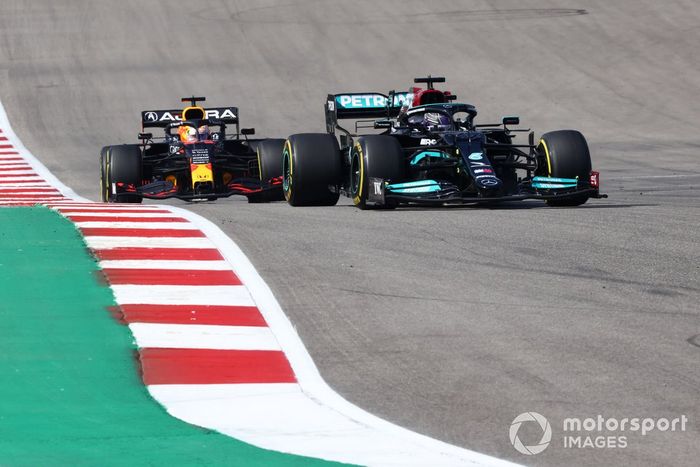 Lewis Hamilton, Mercedes W12, Max Verstappen, Red Bull Racing RB16B