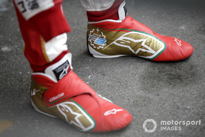 Shoes of Mick Schumacher, SJM Theodore Racing by PREMA