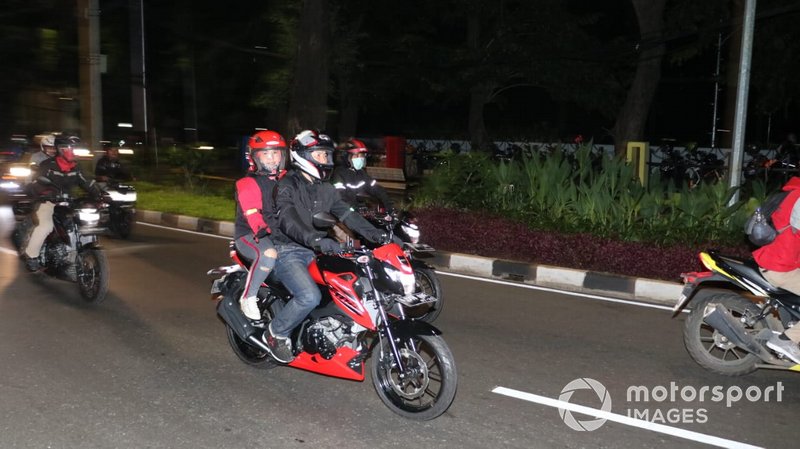 Suzuki Special Day - Saturday Night Riding