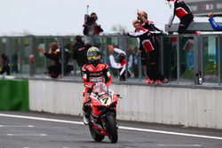 Chaz Davies, Ducati Team takes the win