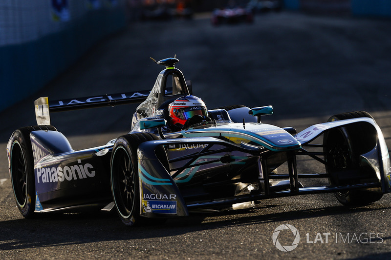 9. <img src="https://cdn-4.motorsport.com/static/img/cfp/0/0/0/100/154/s3/new_zealand-2.jpg" alt="" width="20" height="12" /> Mitch Evans, Jaguar Racing