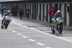 Валентино Росси, Yamaha Factory Racing и Хорхе Лоренсо, Yamaha Factory Racing