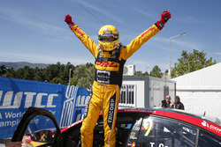 Sieger Tom Coronel, Roal Motorsport, Chevrolet RML Cruze TC1