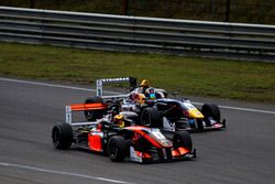 Callum Ilott, Van Amersfoort Racing Dallara F312 - Mercedes; Sergio Sette Camara, Motopark Dallara F