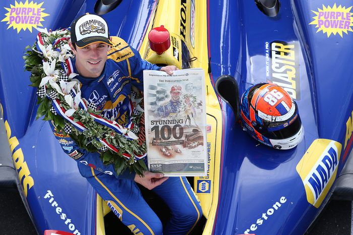Ganador de la carrera Alexander Rossi, Herta - Andretti Autosport Honda