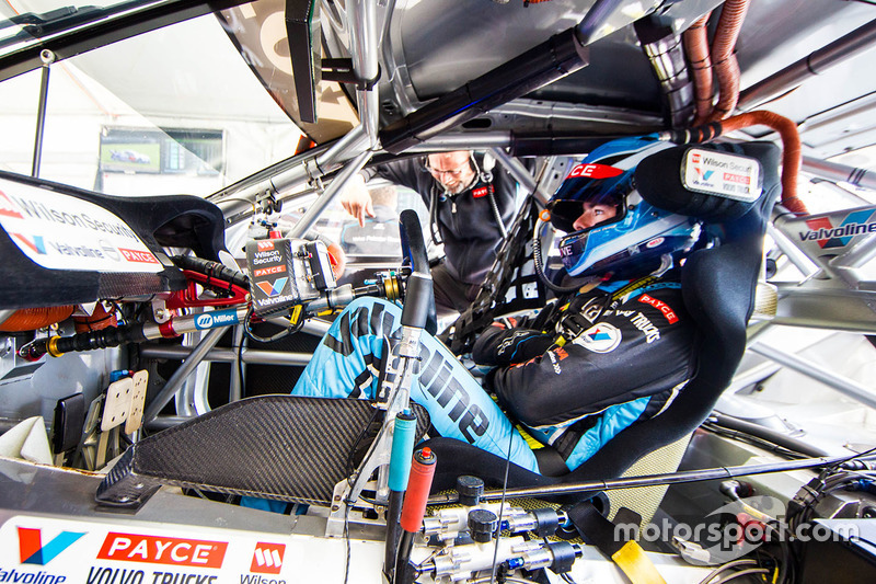 9. Scott McLaughlin, Garry Rogers Motorsport Volvo