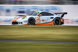 #86 Gulf Racing Porsche 911 RSR: Michael Wainwright, Adam Carroll, Ben Barker