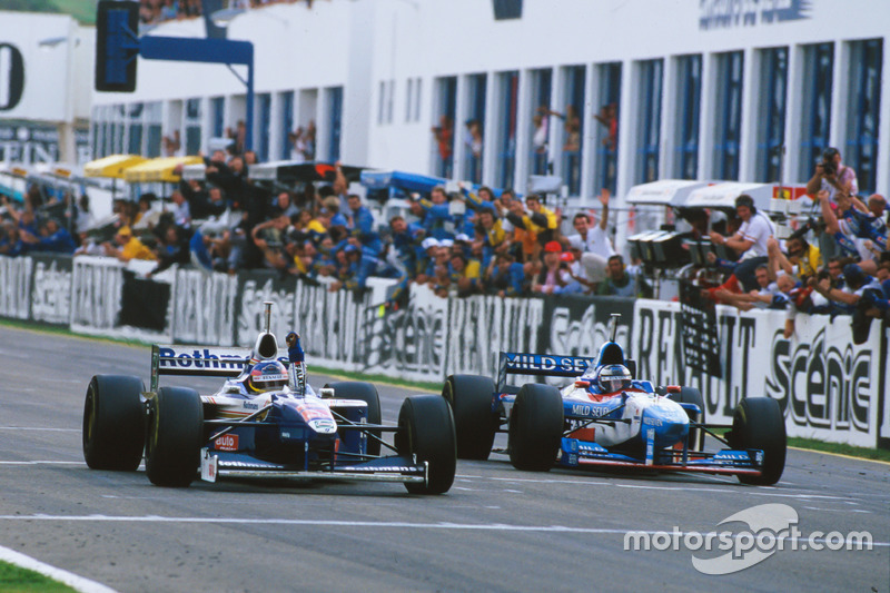 Jacques Villeneuve, Williams FW19 Renault win his Championship