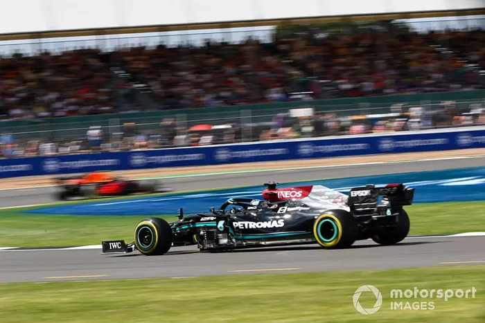 Lewis Hamilton, Mercedes W12