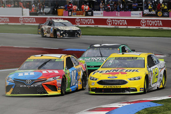 Kyle Busch, Joe Gibbs Racing, Toyota Camry M&M's Ryan Blaney, Team Penske, Ford Fusion Menards/Pennzoil