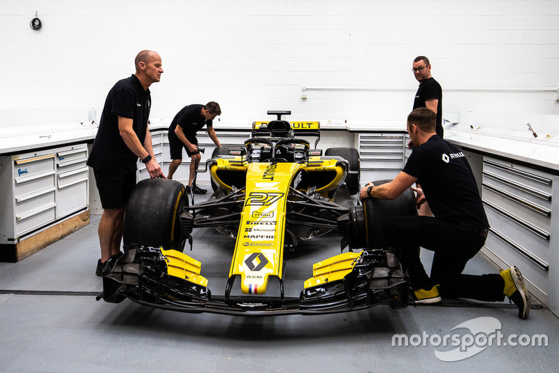 Підготування Renault R.S. 18