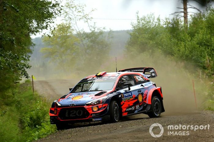Thierry Neuville, Nicolas Gilsoul, Hyundai Motorsport Hyundai i20 Coupe WRC