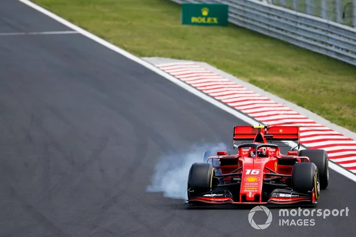 Charles Leclerc, Ferrari SF90 bloquea