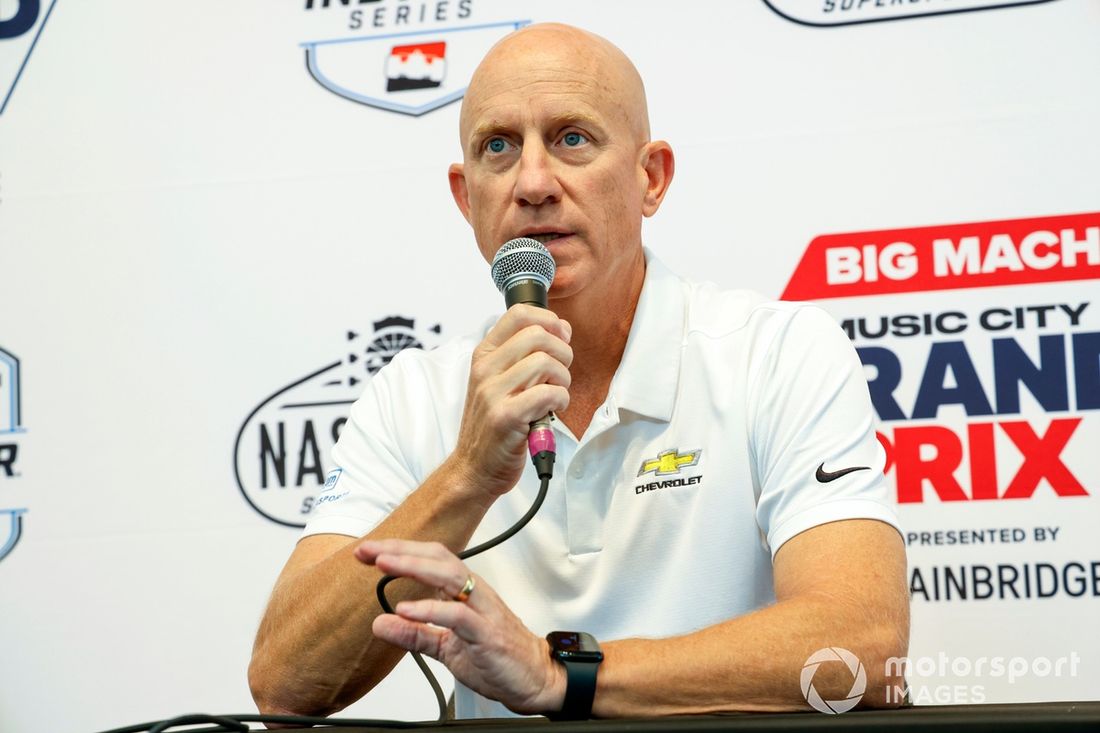 Conferencia de prensa del campeonato de fabricantes de Chevrolet, Dr. Eric Warren