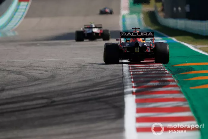 Max Verstappen, Red Bull Racing RB16B
