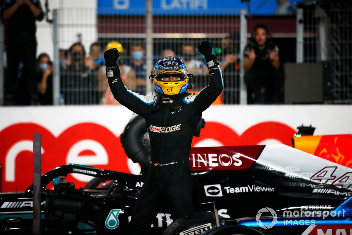 Fernando Alonso third place, celebrates at the Parc Ferme