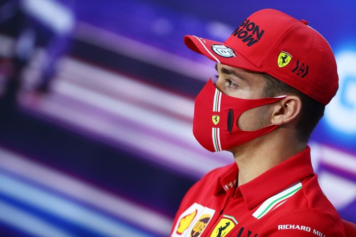 Charles Leclerc, Ferrari, en la conferencia de prensa