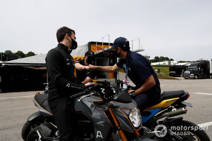Jimmie Johnson, Chip Ganassi Racing Honda, Patricio O'Ward, Arrow McLaren SP Chevrolet, Conor Daly, Ed Carpenter Racing Chevrolet