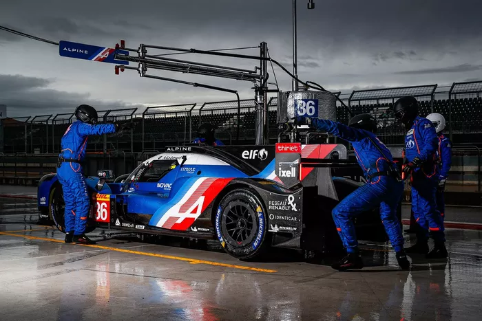 #36 Alpine A480 LMP1: André Negrão, Nicolas Lapierre, Matthieu Vaxiviere
