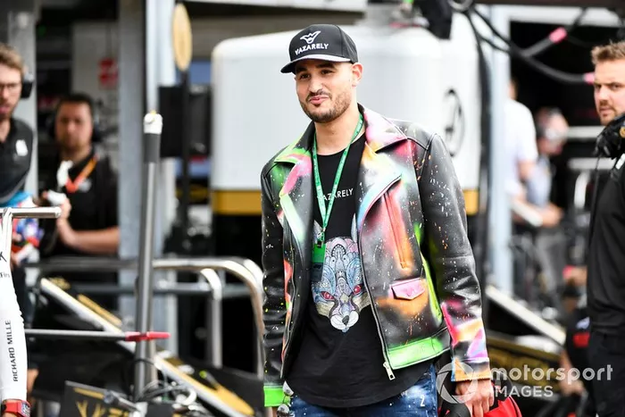 Convidado no paddock