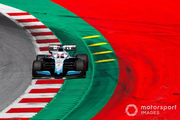 18: George Russell, Williams Racing FW42, 1'05.904 (punido em três posições no grid)