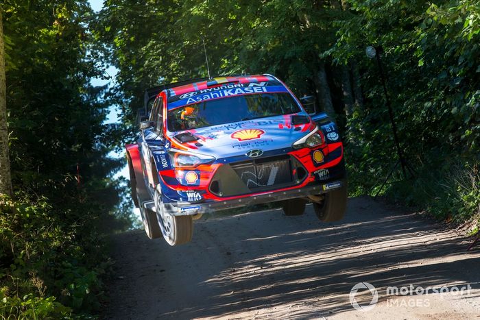 Thierry Neuville, Nicolas Gilsoul, Hyundai Motorsport Hyundai i20 Coupe WRC