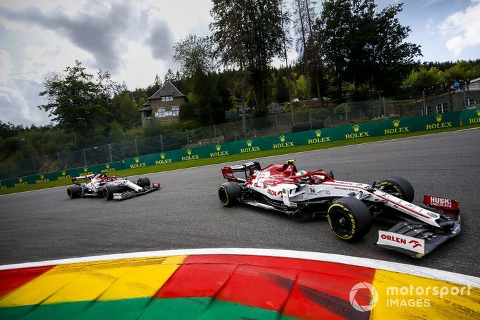 Antonio Giovinazzi, Alfa Romeo Racing C39, Kimi Raikkonen, Alfa Romeo Racing C39