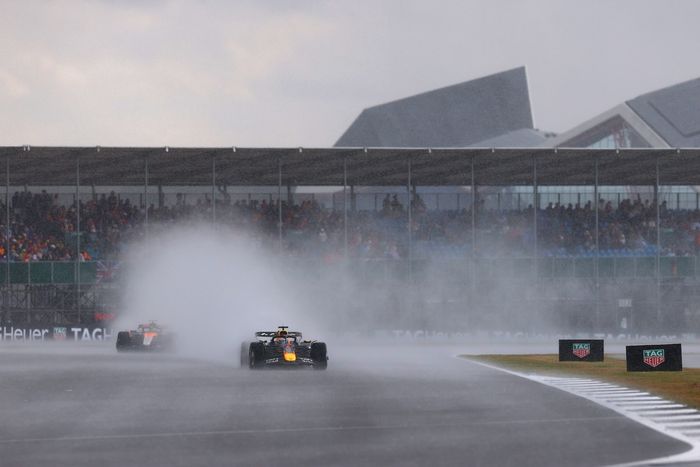 Lando Norris, McLaren, Max Verstappen, Red Bull Racing