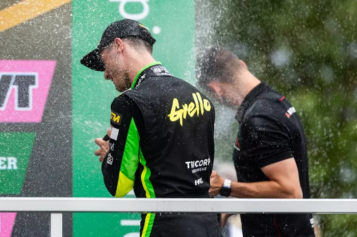Podium: Race winner Thomas Preining, Manthey EMA