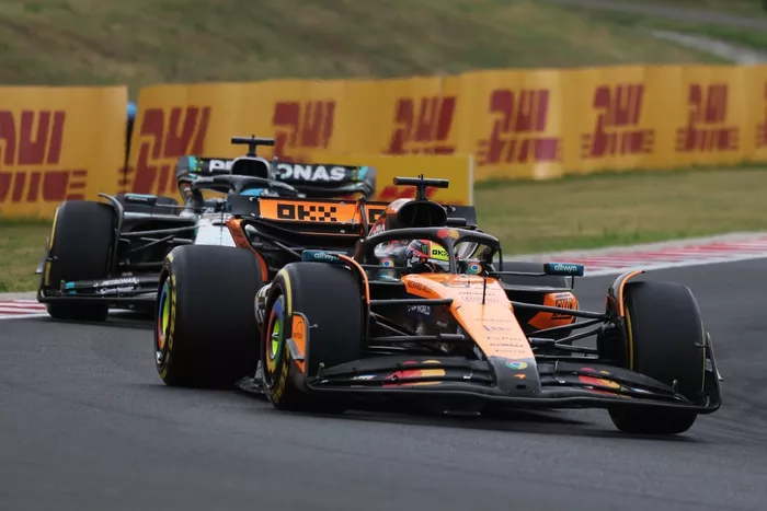 Oscar Piastri, McLaren, George Russell, Mercedes