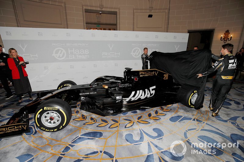 Romain Grosjean, Haas F1 Team y Kevin Magnussen, Haas F1 Team