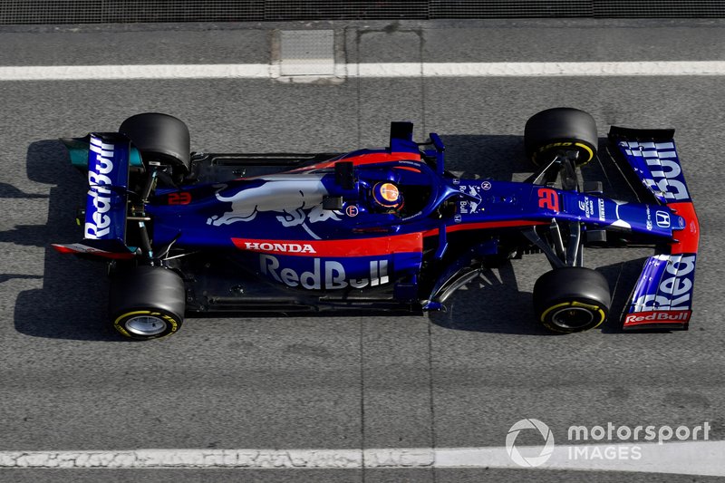 Александр Элбон, Scuderia Toro Rosso STR14