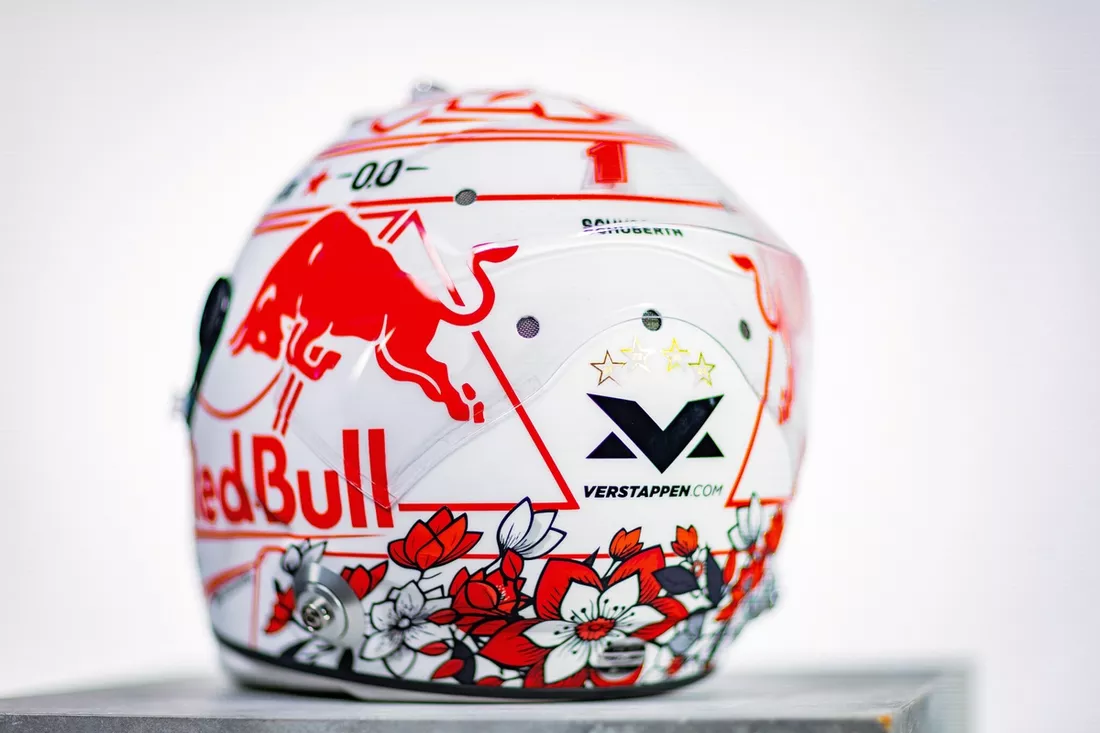マックス・フェルスタッペン、F1日本GP特別ヘルメットデザイン F1