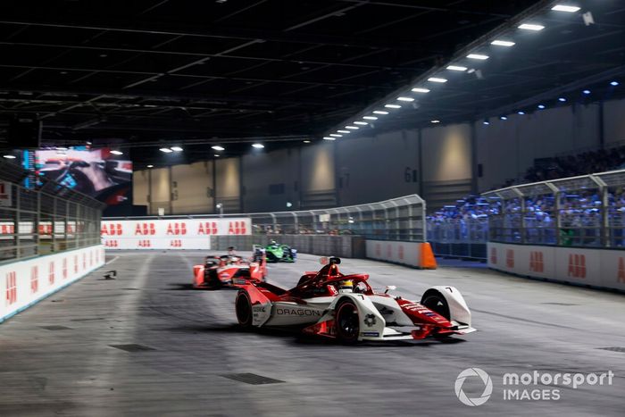 Sergio Sette Camara, Dragon Penske Autosport, Penske EV-5 Oliver Askew, Andretti Motorsport, BMW iFE.21