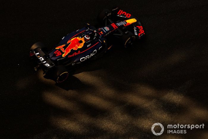 Jake Dennis, Red Bull Racing RB19 