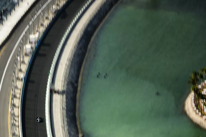 Lewis Hamilton, Mercedes W15