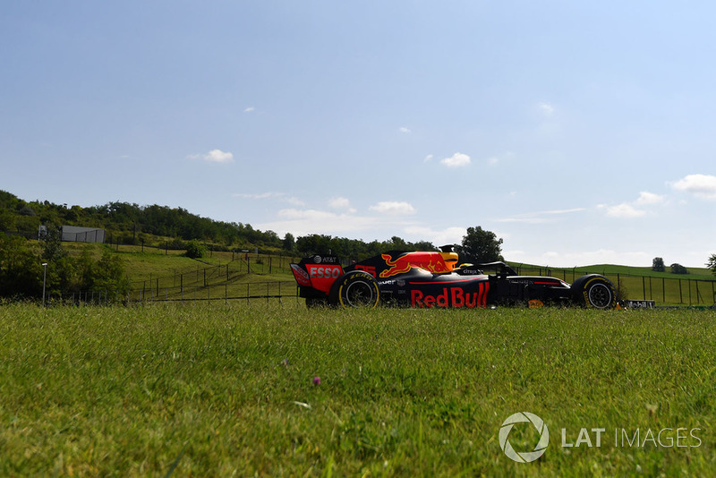 Джейк Денніс, Red Bull Racing RB14