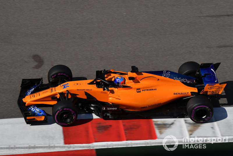 16: Фернандо Алонсо*, McLaren MCL33, 1'35.504
