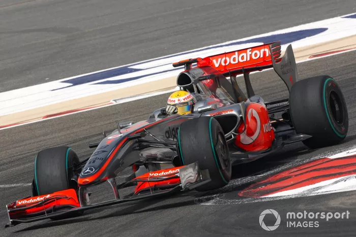 Lewis Hamilton, McLaren MP4-24 Mercedes
