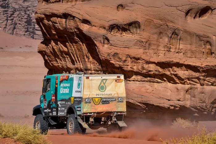 #522 Team De Rooy IVECO: Victor Willem Corne Versteijnen, Andreas Wilhelmus Michiel Marius Van Der Sande, Teun Van Dal