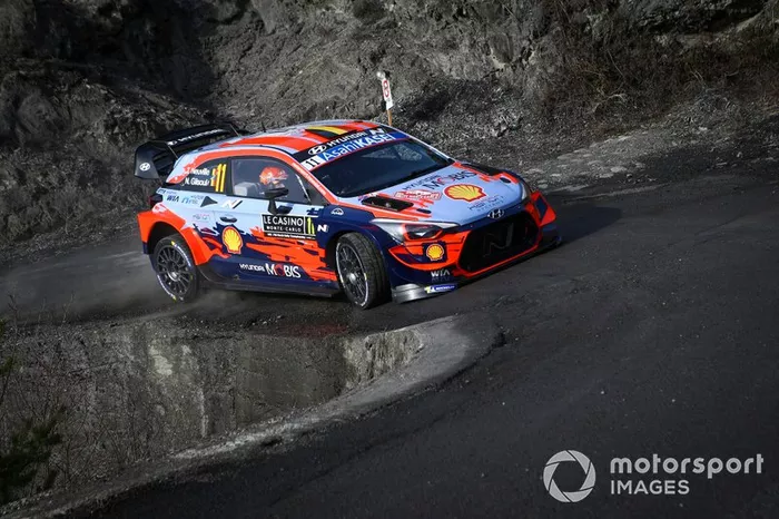 Thierry Neuville, Nicolas Gilsoul, Hyundai Motorsport Hyundai i20 Coupe WRC
