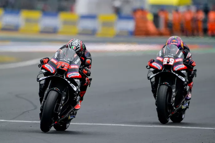 Marco Bezzecchi, Aprilia Racing, Jorge Martin, Aprilia Racing