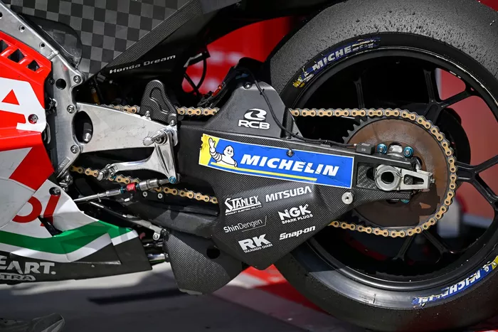 Team LCR Honda swingarm detail