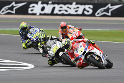 Andrea Iannone, Ducati Team; Cal Crutchlow, Team LCR Honda