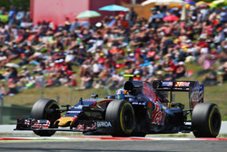 Carlos Sainz Jr, Scuderia Toro Rosso STR11