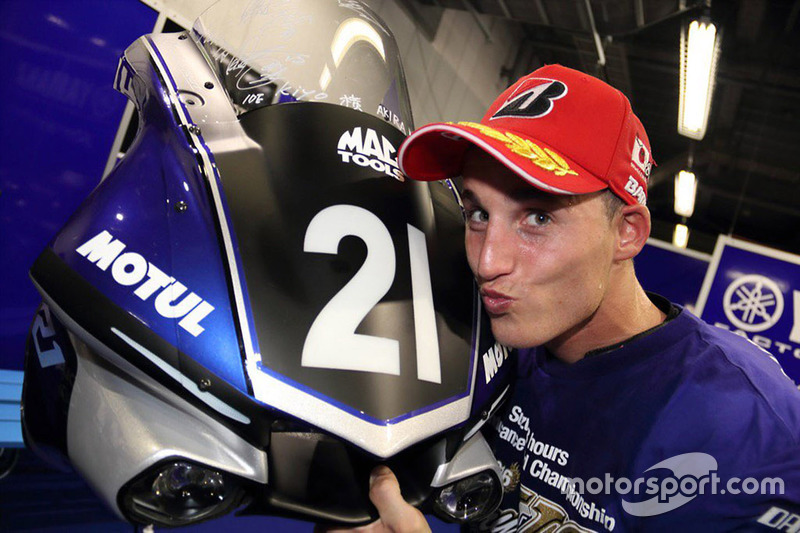 Il vincitore #21 Yamaha Factory Racing Team: Pol Espargaro