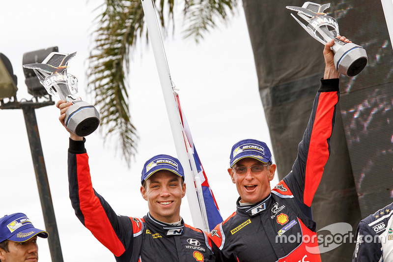 Winners Hayden Paddon, John Kennard, Hyundai Motorsport
