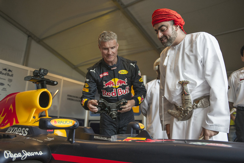 David Coulthard, Red Bull Racing tijdens een demonstratie in Oman