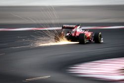 Kimi Raikkonen, Ferrari SF16-H fa scintille